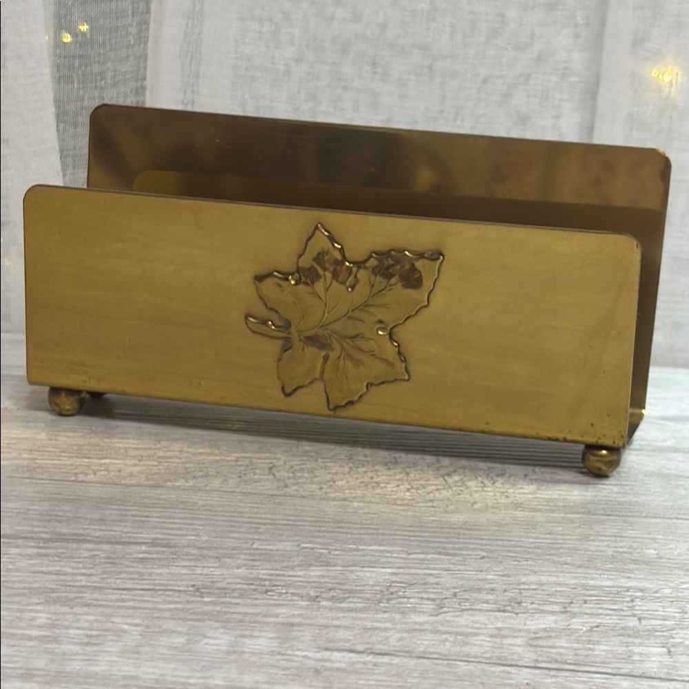 Gold Leaf Design Napkin Holder